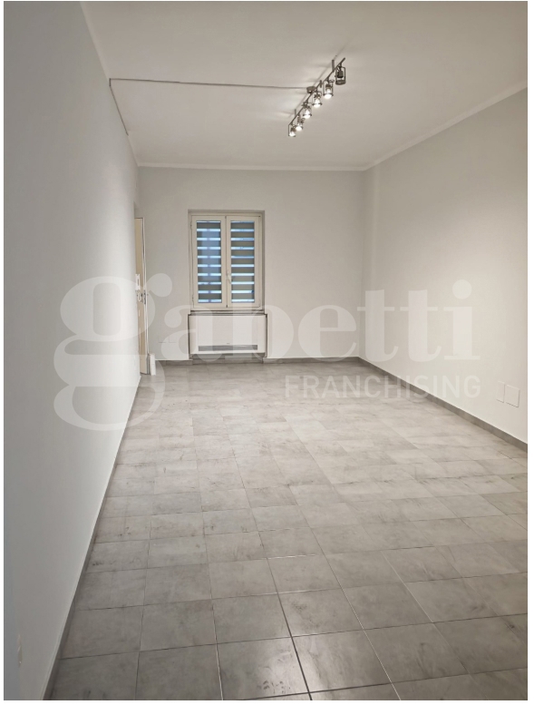 Ufficio in affitto a Pomigliano d'Arco