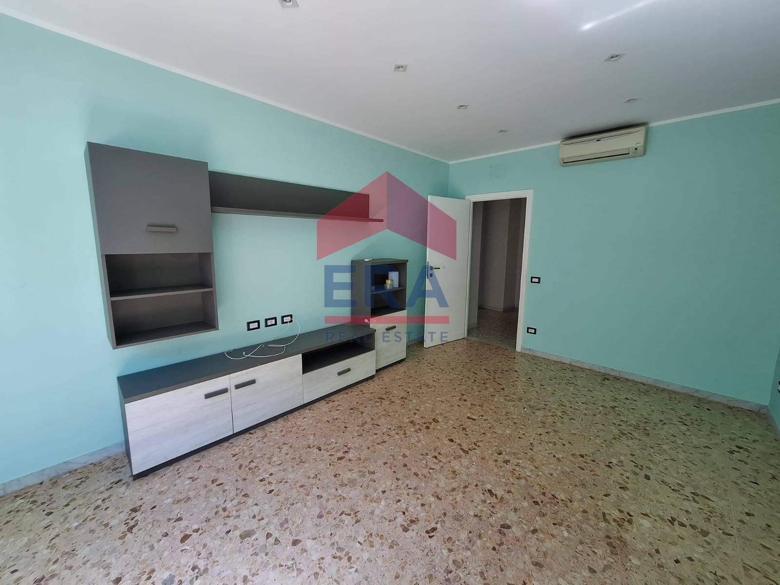 Appartamento in vendita a Roma, Furio Camillo