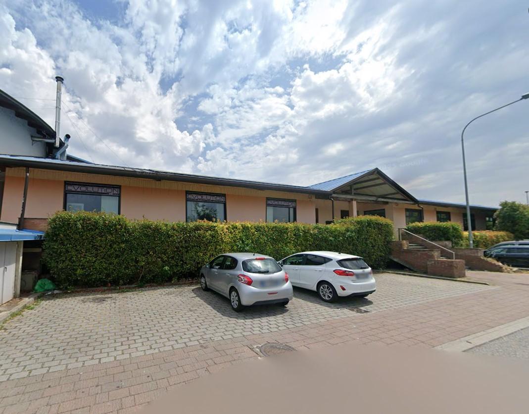 Negozio nuovo a San Martino Siccomario