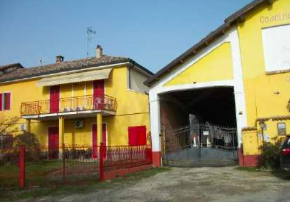 Attivit commerciale in vendita a Semiana