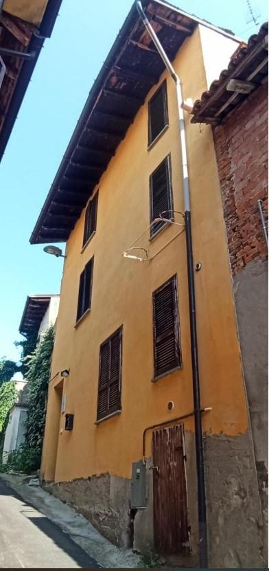 Quadrilocale da ristrutturare a Rovescala