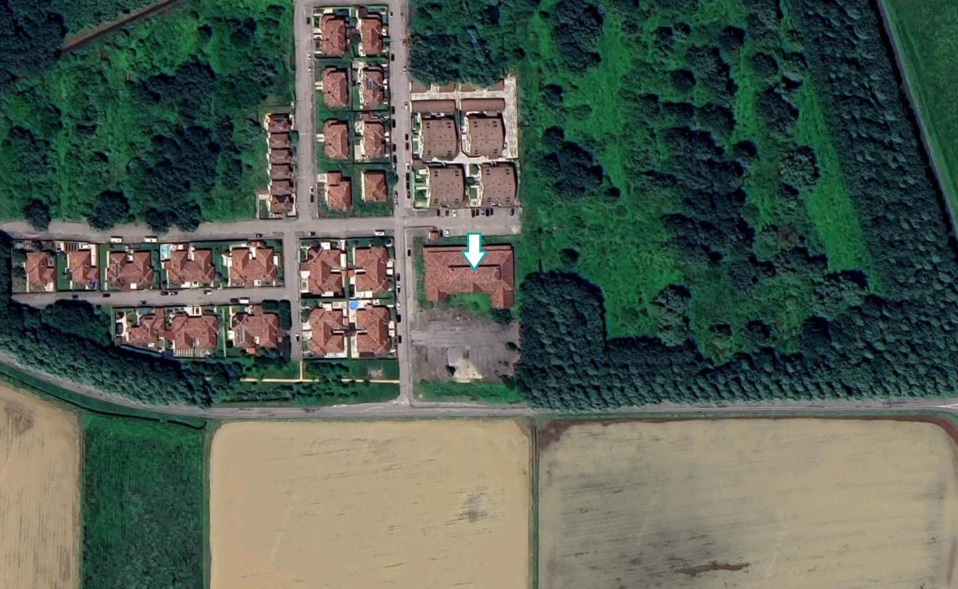 Capannone in vendita a Roncaro