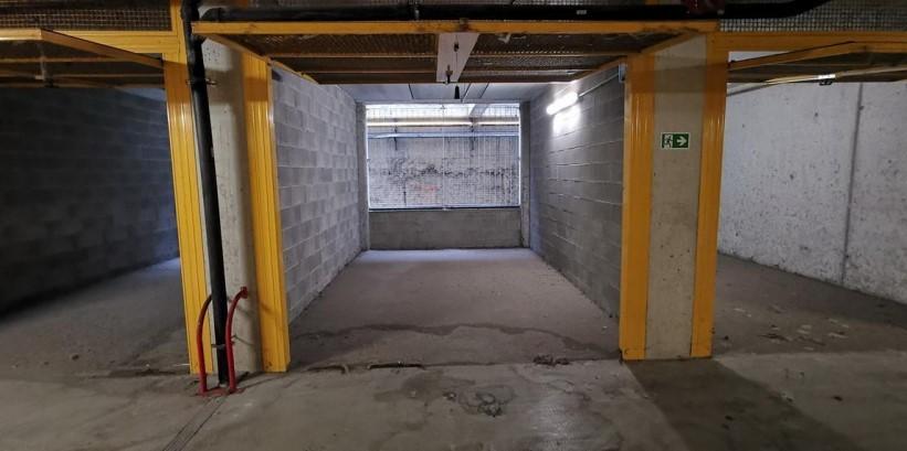 Box/Garage 34mq in vendita a Milano