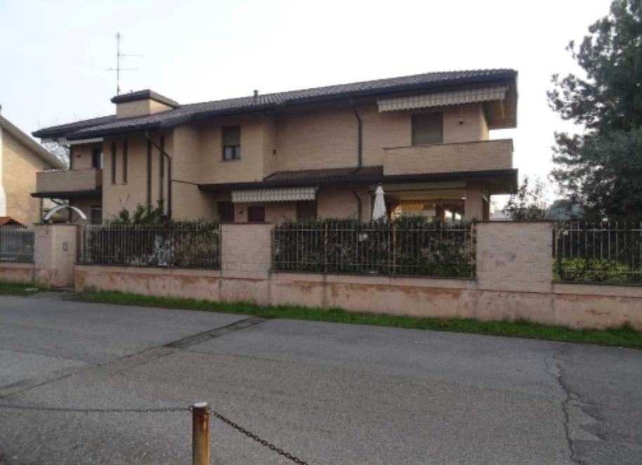 Appartamento in vendita a Seveso