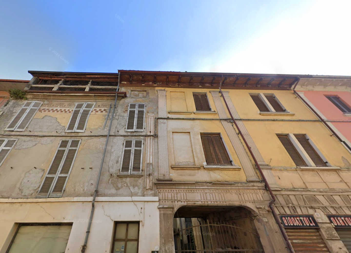 Quadrilocale in vendita a Godiasco