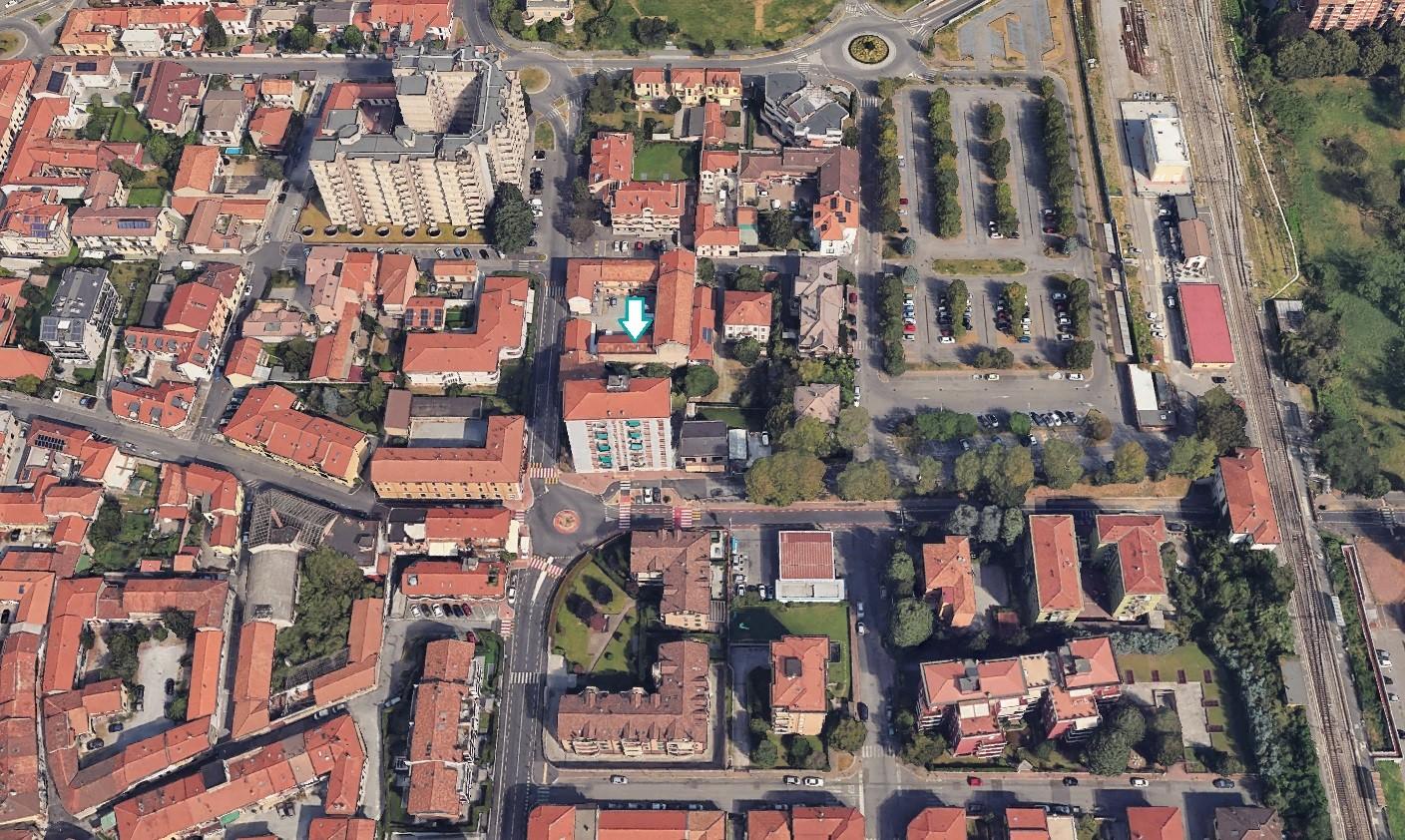 Villa Bifamiliare da ristrutturare a Desio