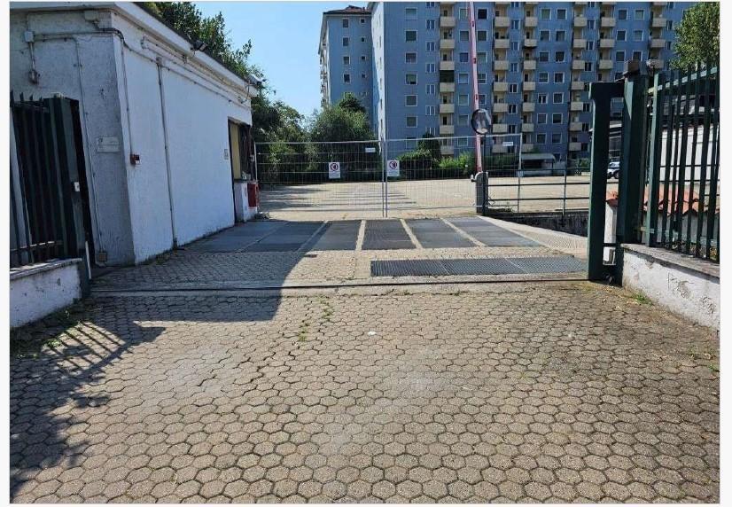 Box/Garage 48mq in vendita a Milano