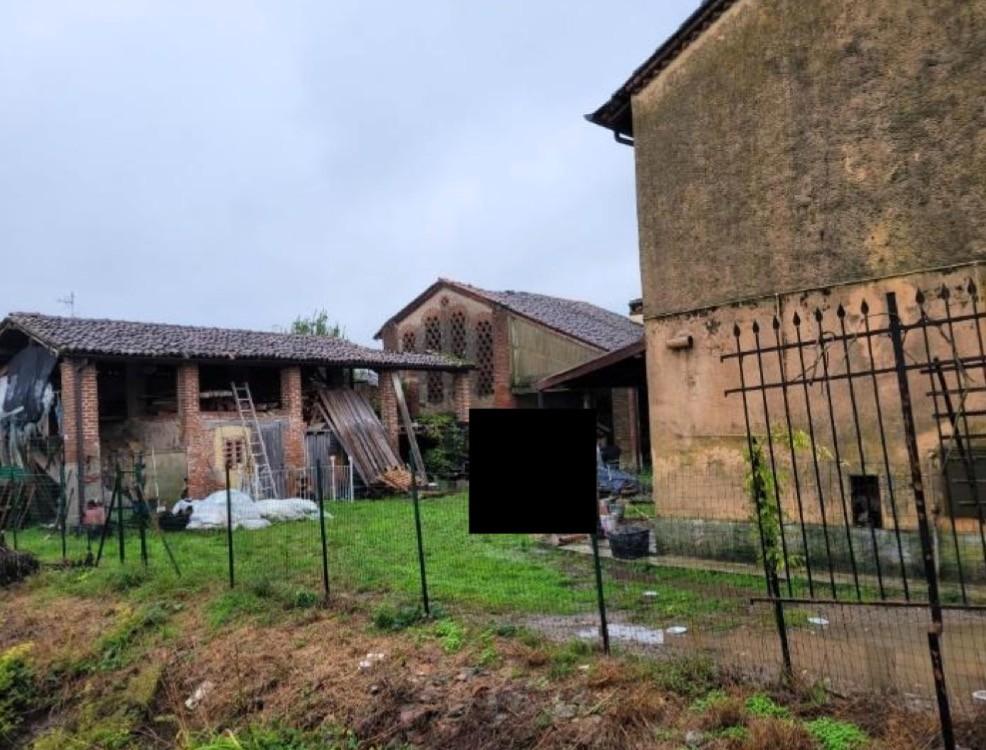 Quadrilocale da ristrutturare a Albuzzano