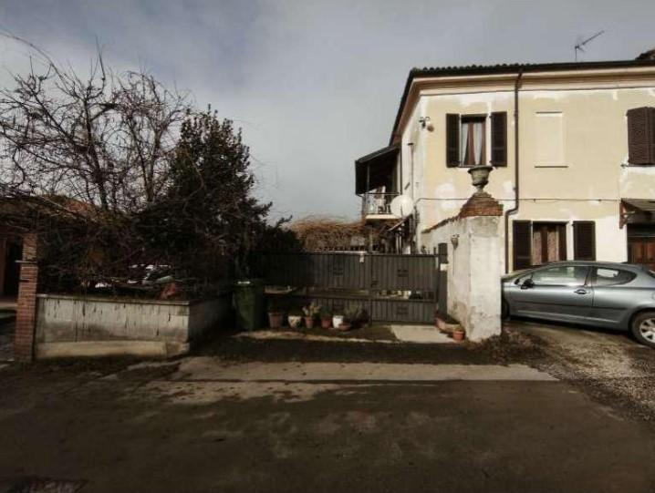 Quadrilocale in vendita a Torrazza Coste