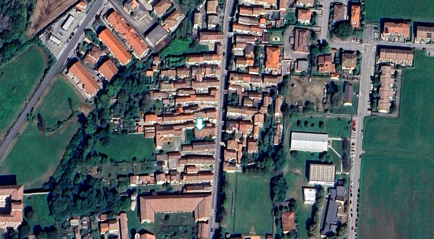 Negozio da ristrutturare a Lardirago