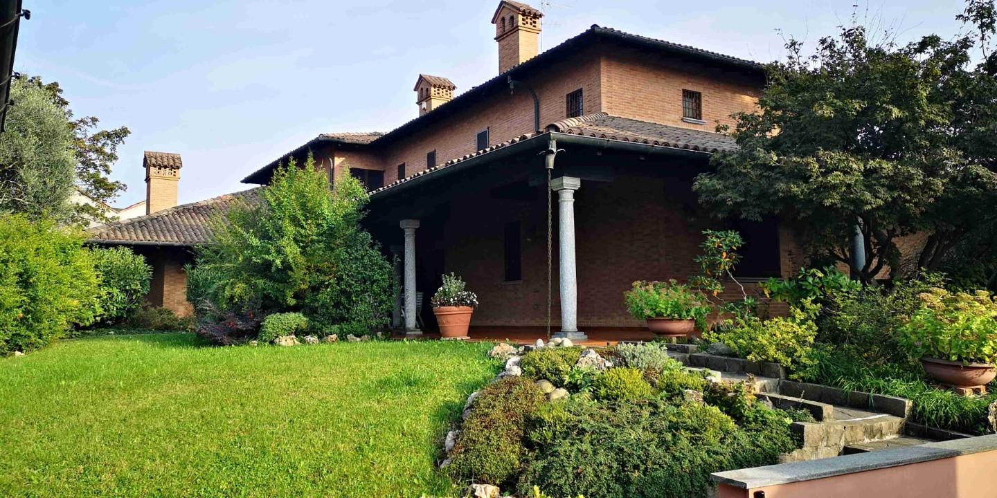 Villa Bifamiliare in vendita a Muggi
