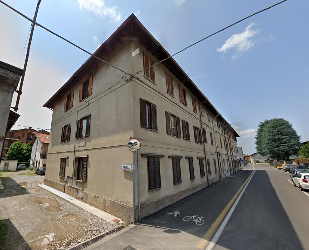 Trilocale da ristrutturare a Giussano