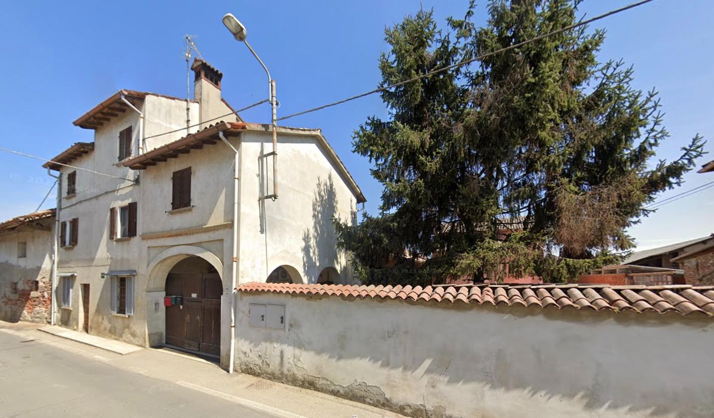 Appartamento con terrazzo a Certosa di Pavia