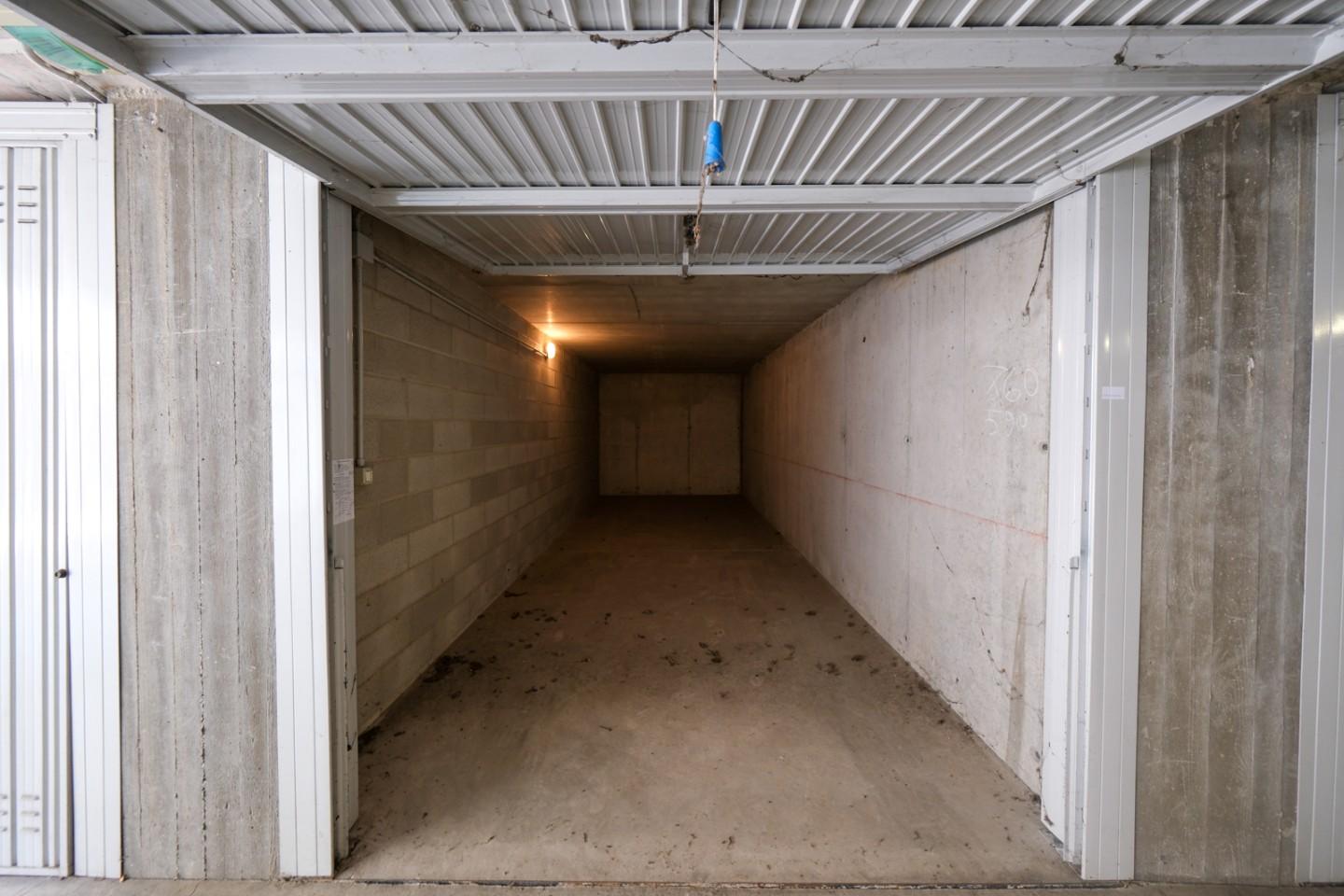 Box/Garage 22mq in vendita a Liscate