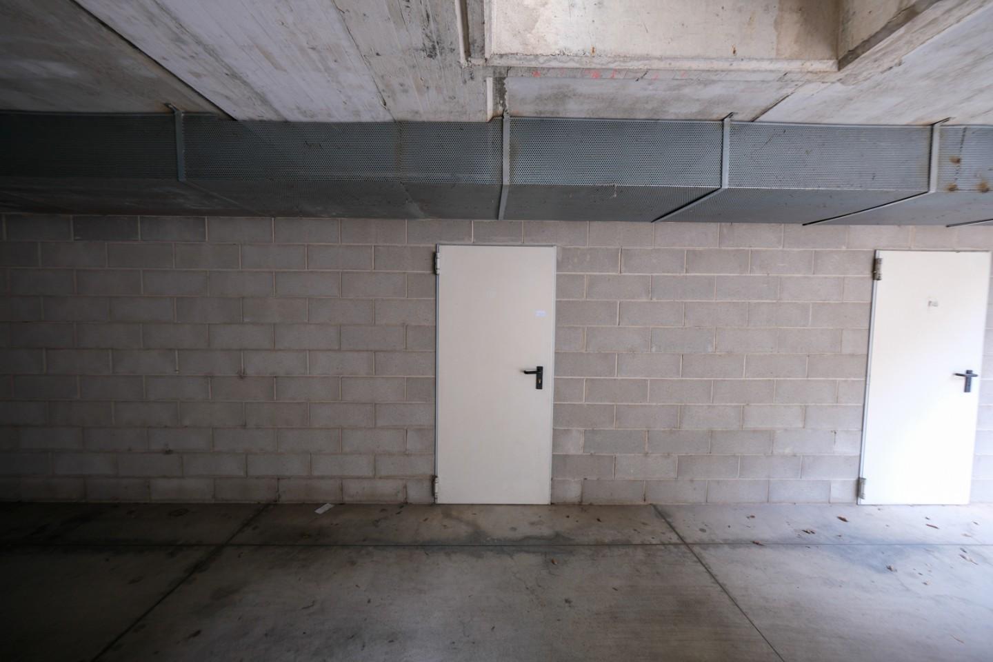 Box/Garage 22mq in vendita a Liscate