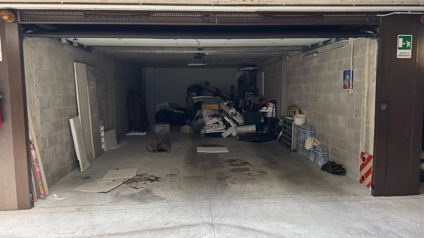 Box/Garage 46mq in vendita a Sesto San Giovanni