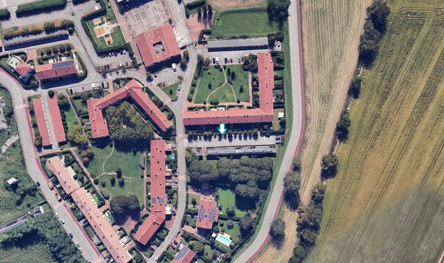 Box/Garage 13mq in vendita a Lacchiarella