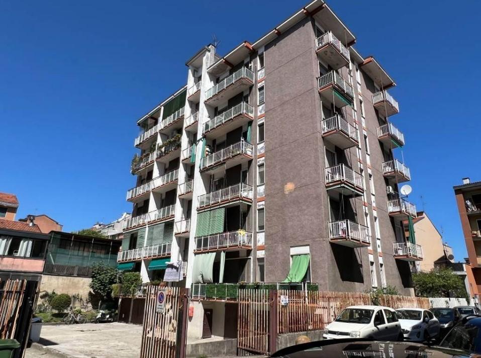 Trilocale da ristrutturare a Baranzate