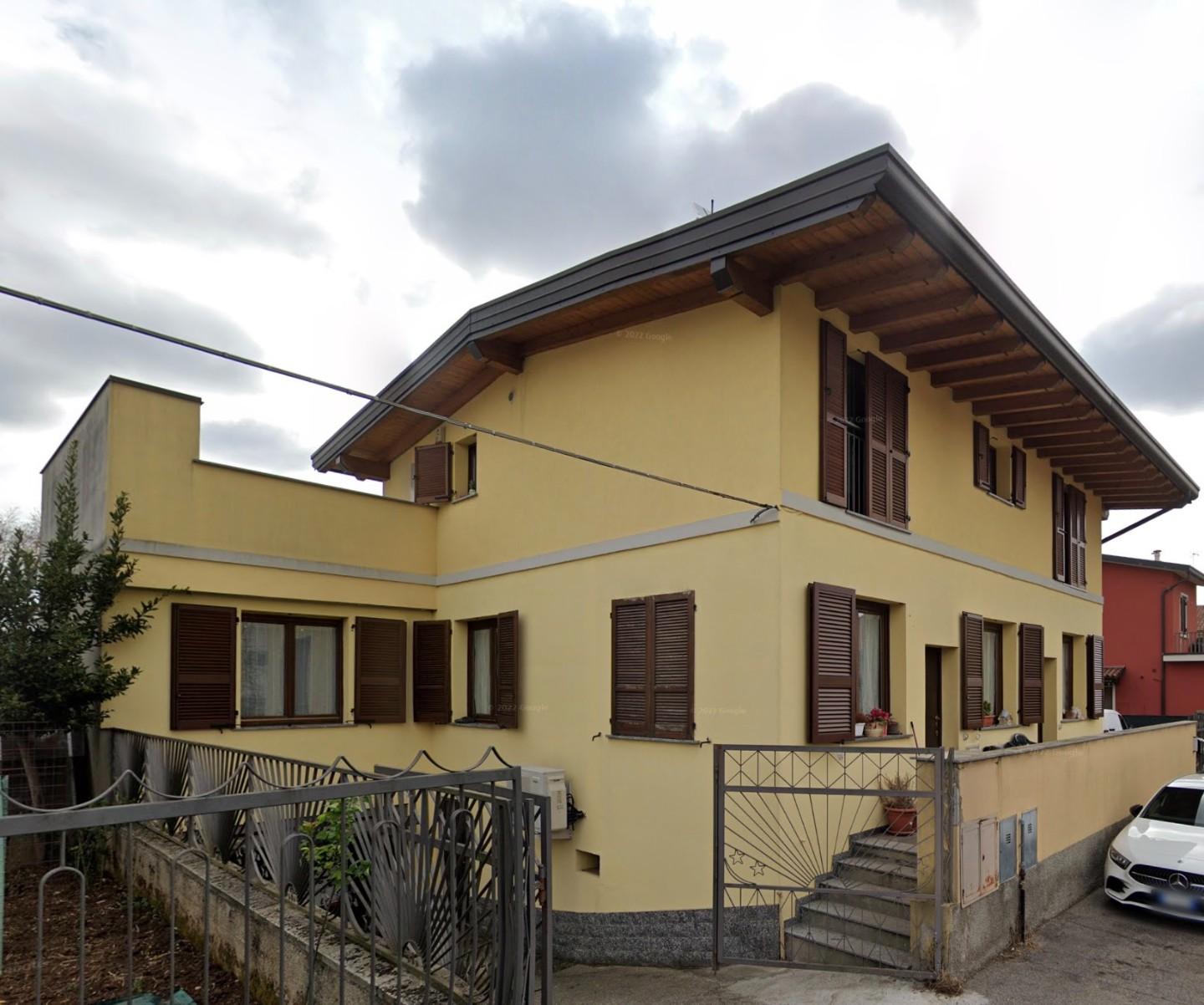 Quadrilocale in vendita a Macherio