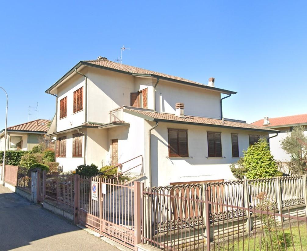 Villa in vendita a Peschiera Borromeo