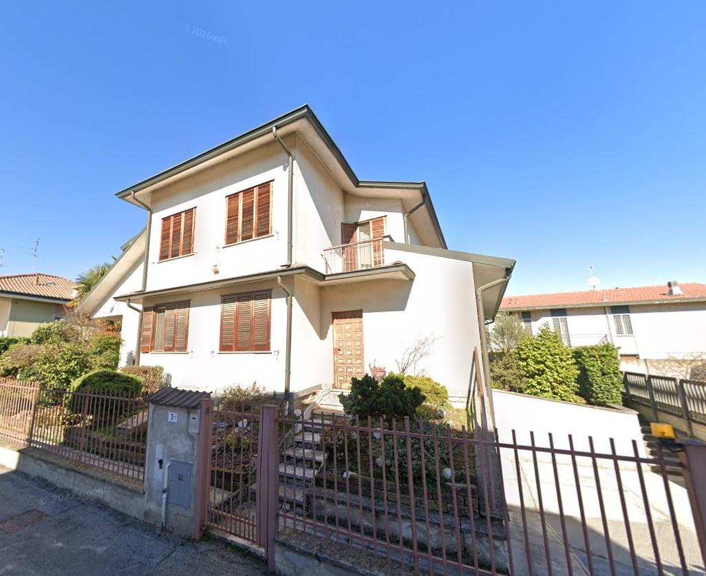 Villa in vendita a Peschiera Borromeo