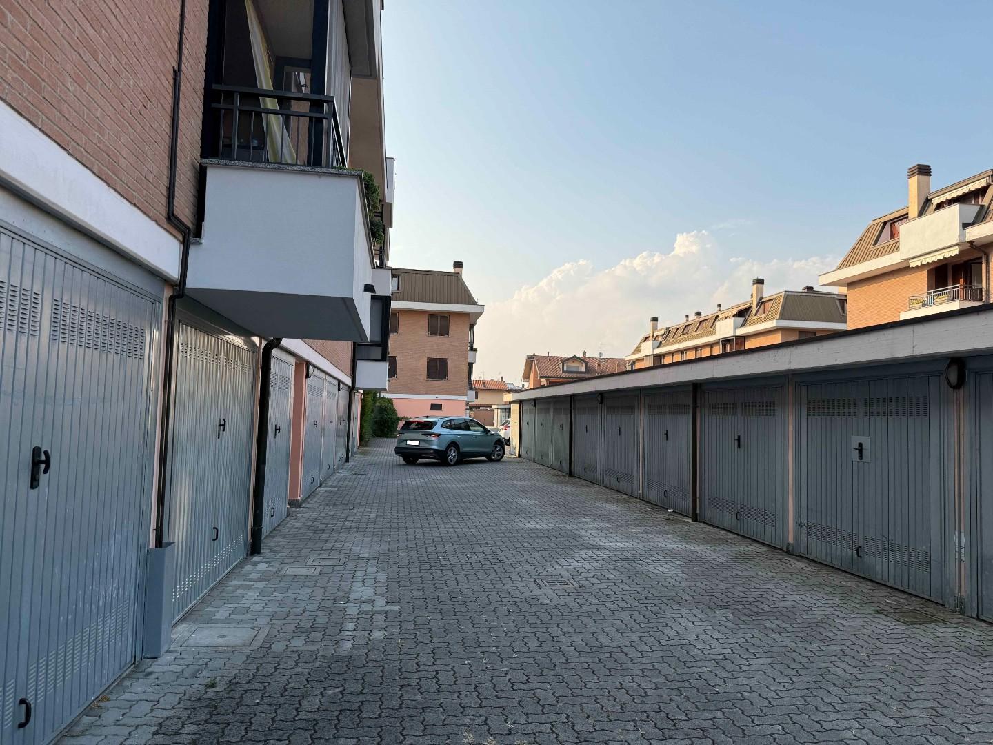 Box/Garage 58mq in vendita a Carpiano