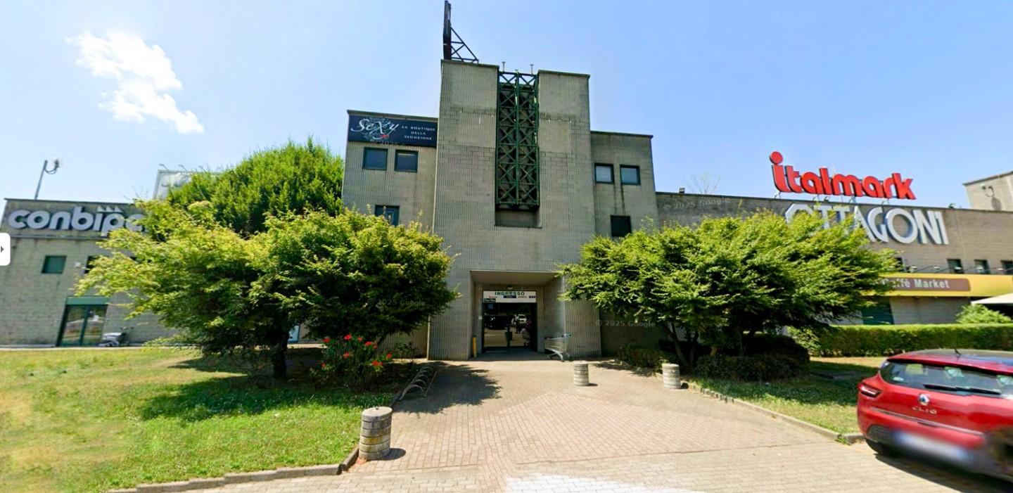 Negozio in vendita a San Martino Siccomario