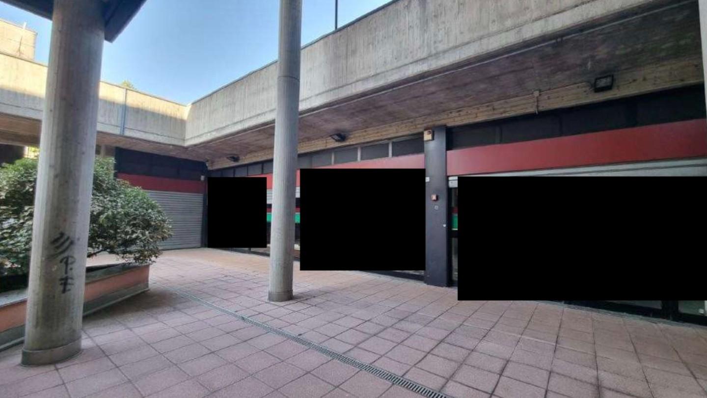 Negozio in vendita a Legnano