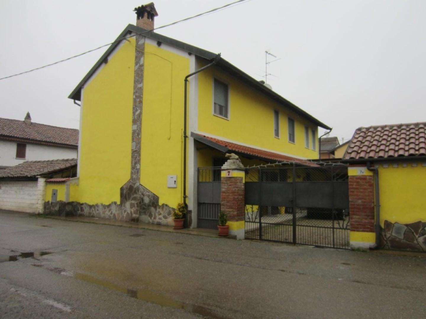 Appartamento in vendita a Zeme