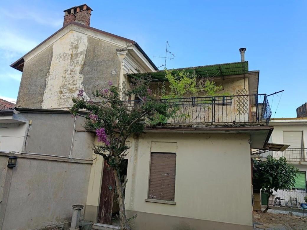 Appartamento in vendita a Rosasco