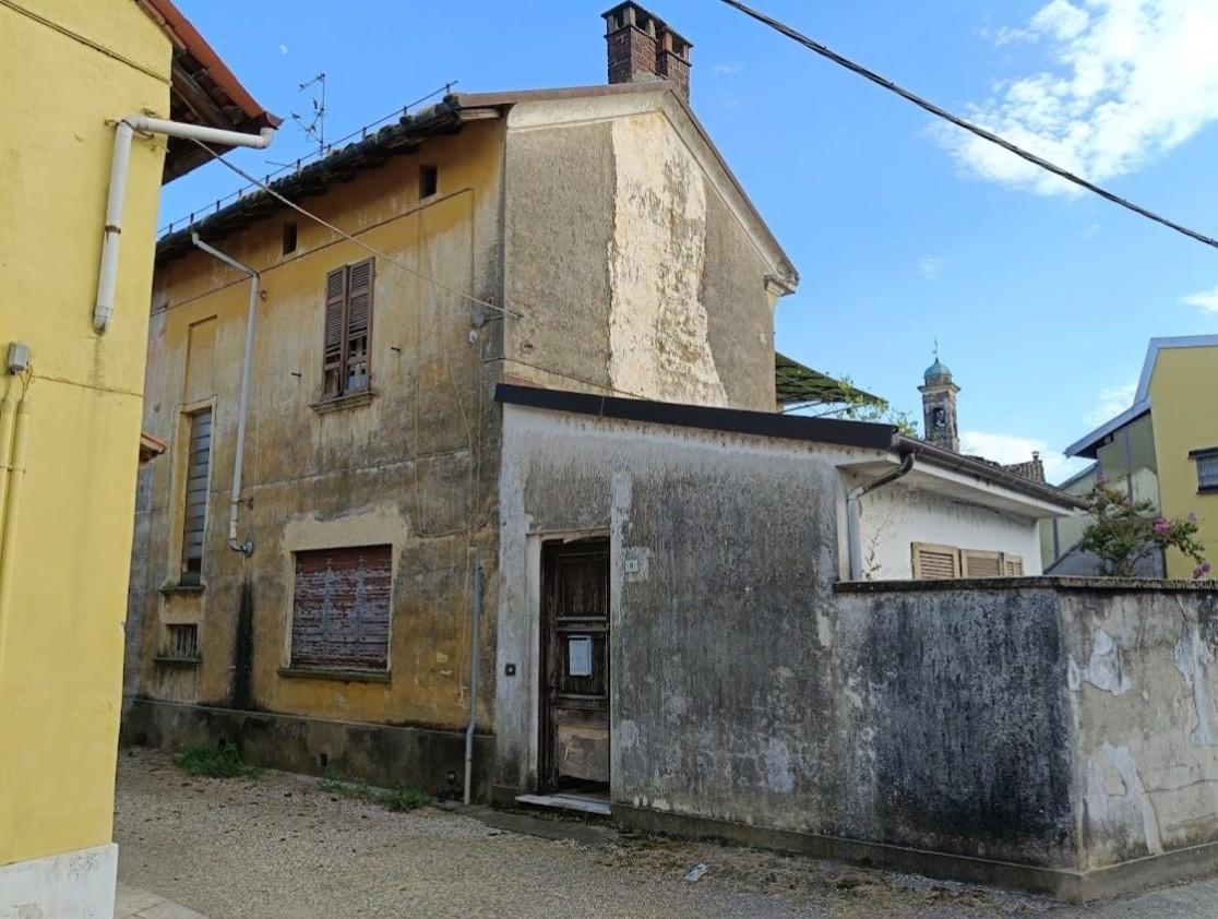 Appartamento in vendita a Rosasco