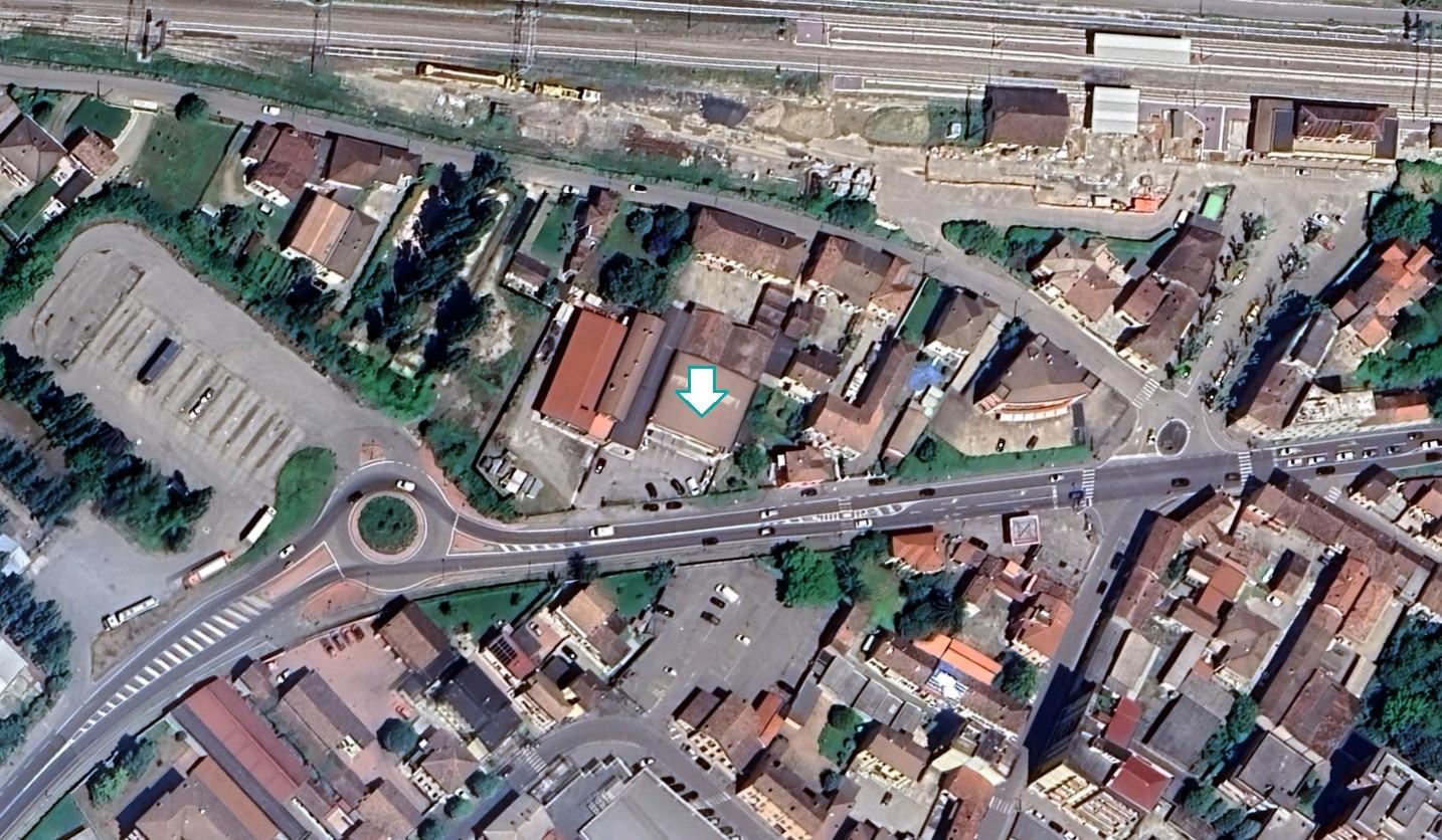 Locale commerciale in vendita a Broni