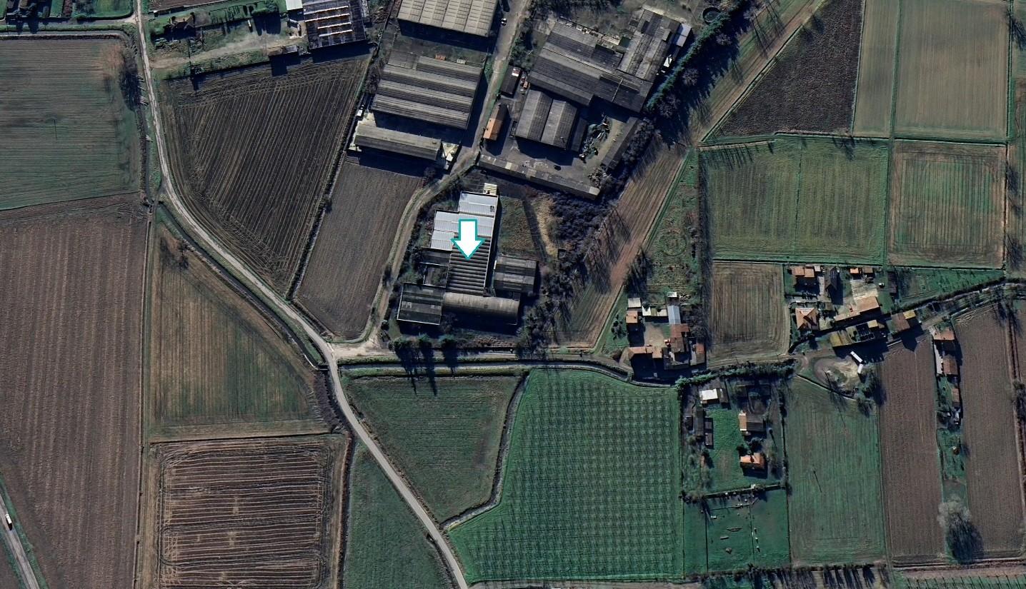 Capannone in vendita a Pieve Porto Morone