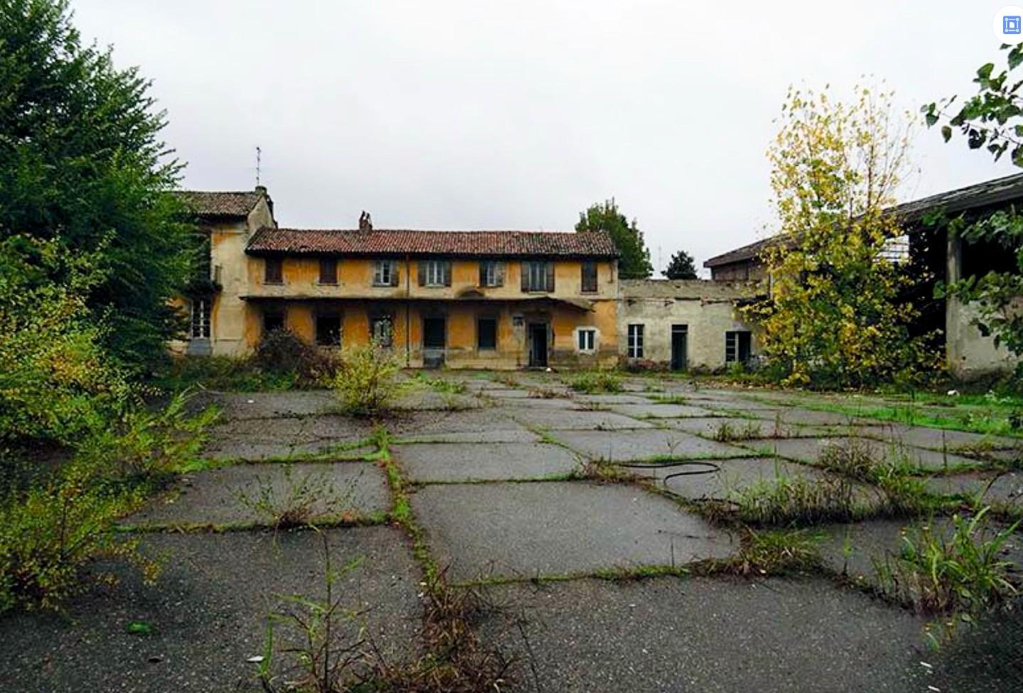 Capannone in vendita a Stradella
