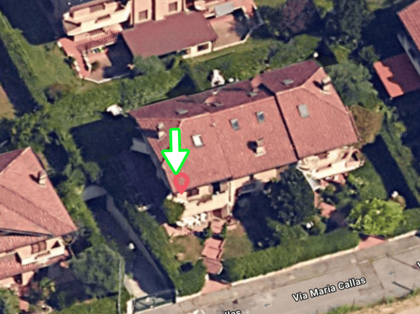 Villa Bifamiliare con giardino a Paderno Dugnano