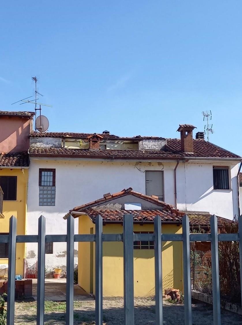 Quadrilocale da ristrutturare a Pieve Porto Morone