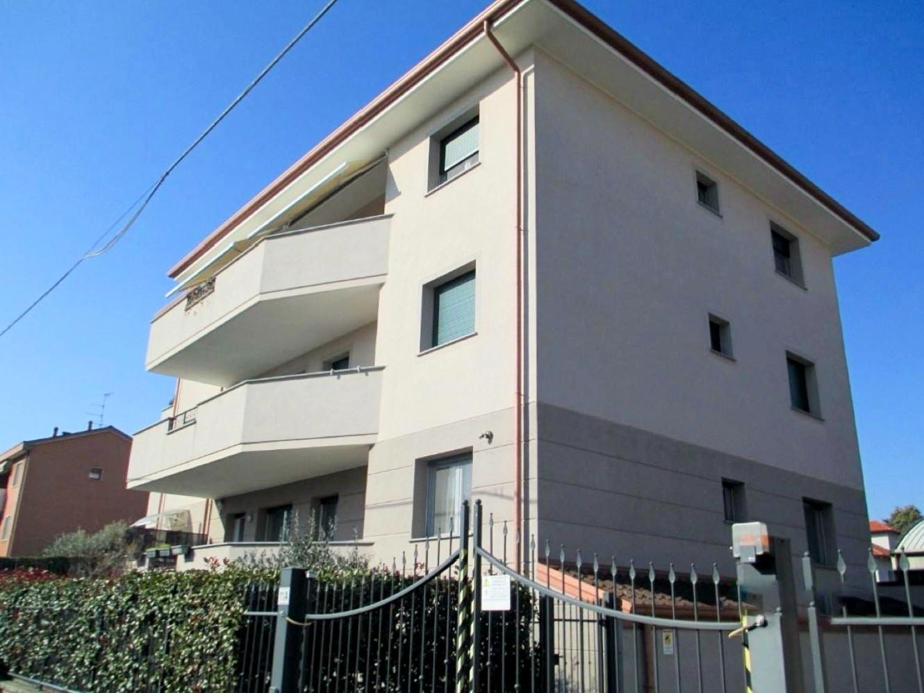 Appartamento con terrazzo a Magenta