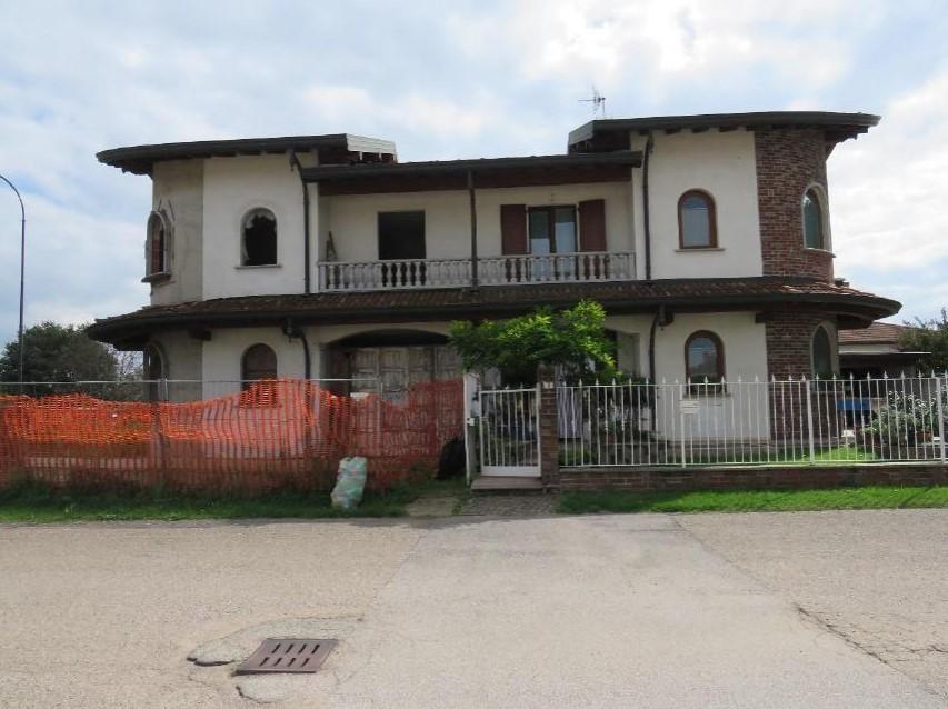 Villa in vendita a Cuggiono