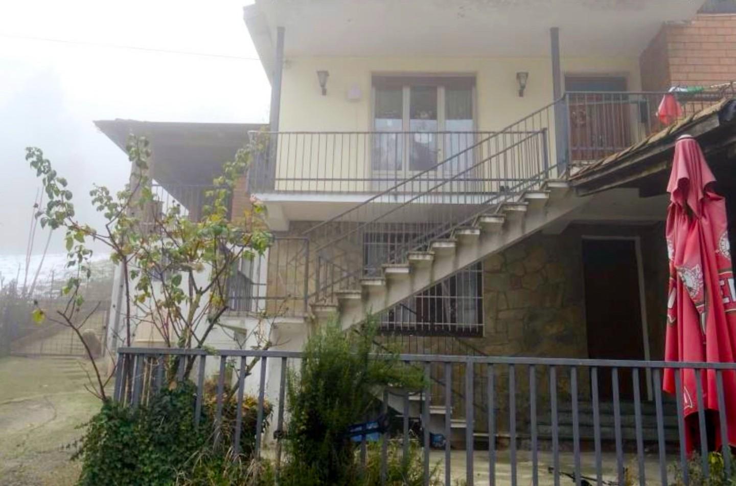 Locale commerciale in vendita a Fortunago