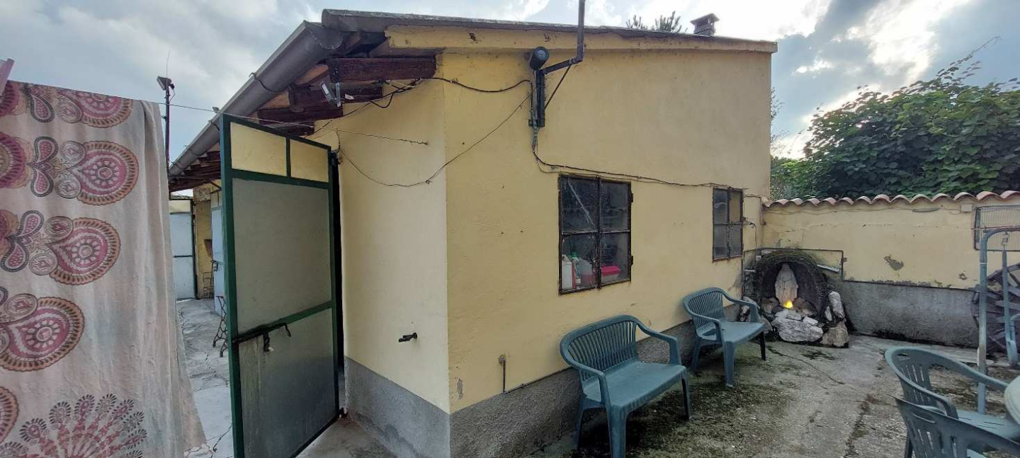 Box/Garage 61mq in vendita a Monticelli Pavese