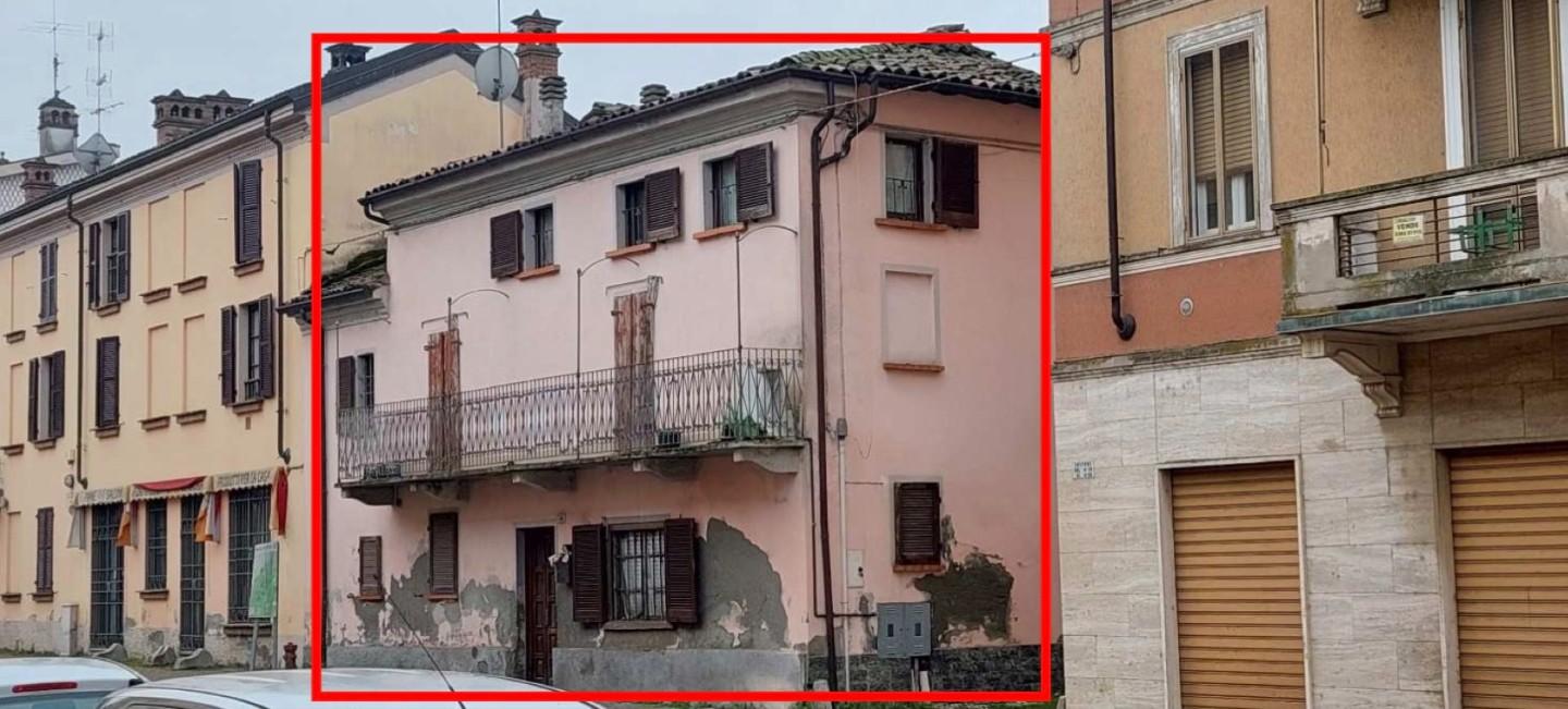 Appartamento da ristrutturare a Santa Giuletta