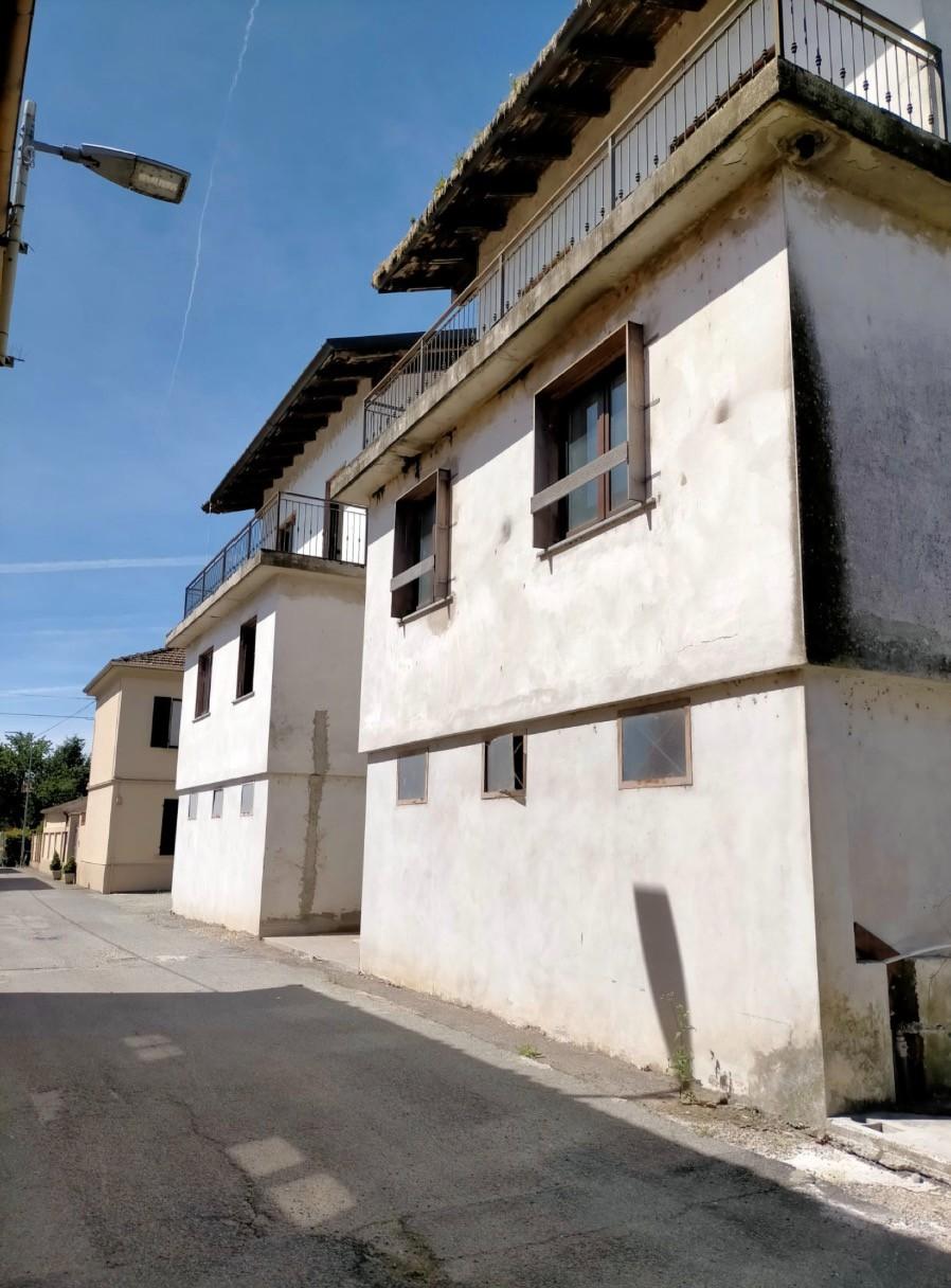 Appartamento da ristrutturare a Palestro