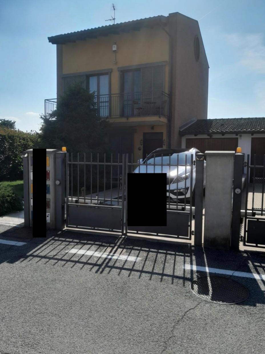 Villa con giardino a Miradolo Terme