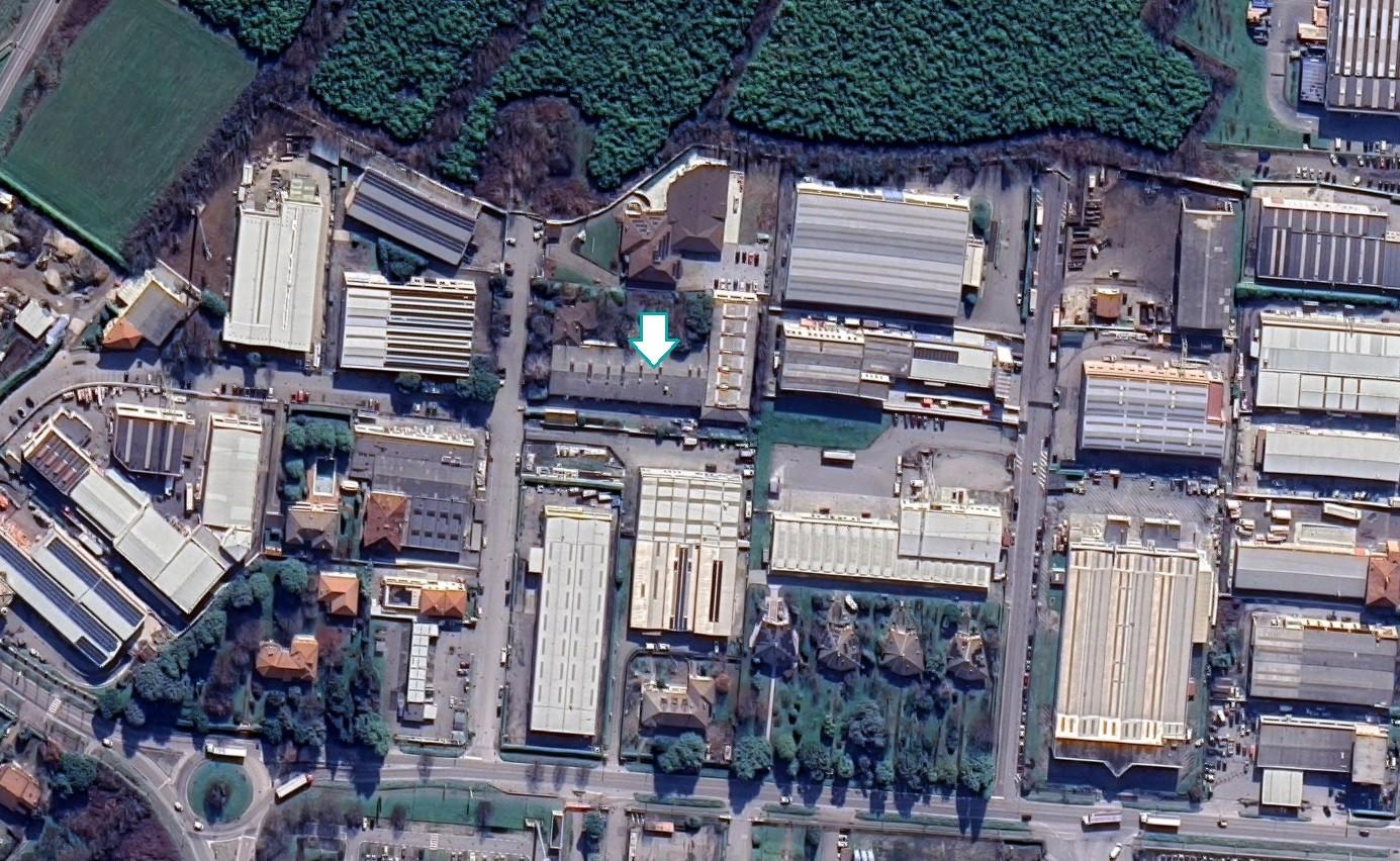 Capannone in vendita a Trezzo sull'Adda