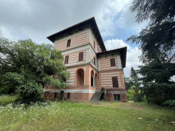 Villa in vendita a Novi Ligure