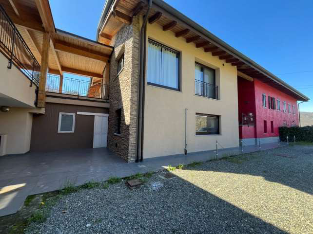 Attivit� commerciale in vendita a Montechiaro d'Acqui