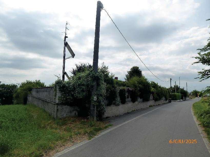 Villa in vendita a Pietra Marazzi