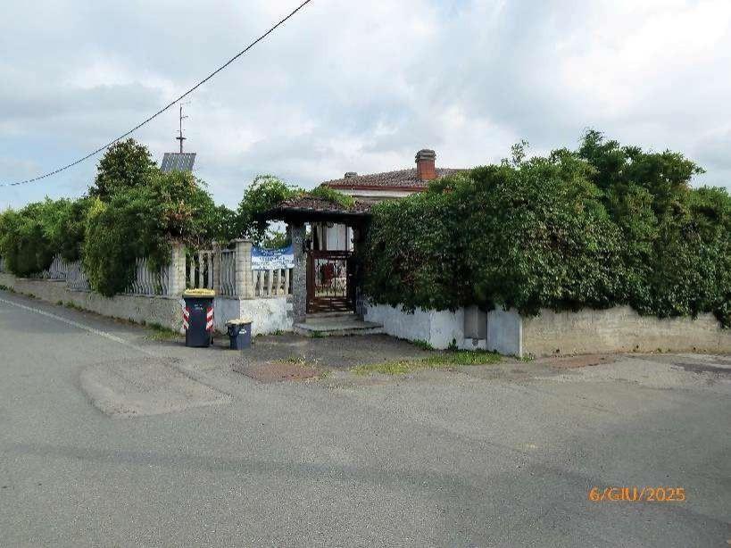 Villa in vendita a Pietra Marazzi