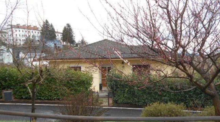 Villa in vendita a Mornese