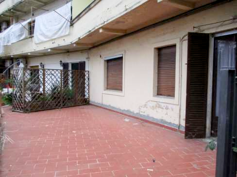 Quadrilocale con terrazzo a Valenza